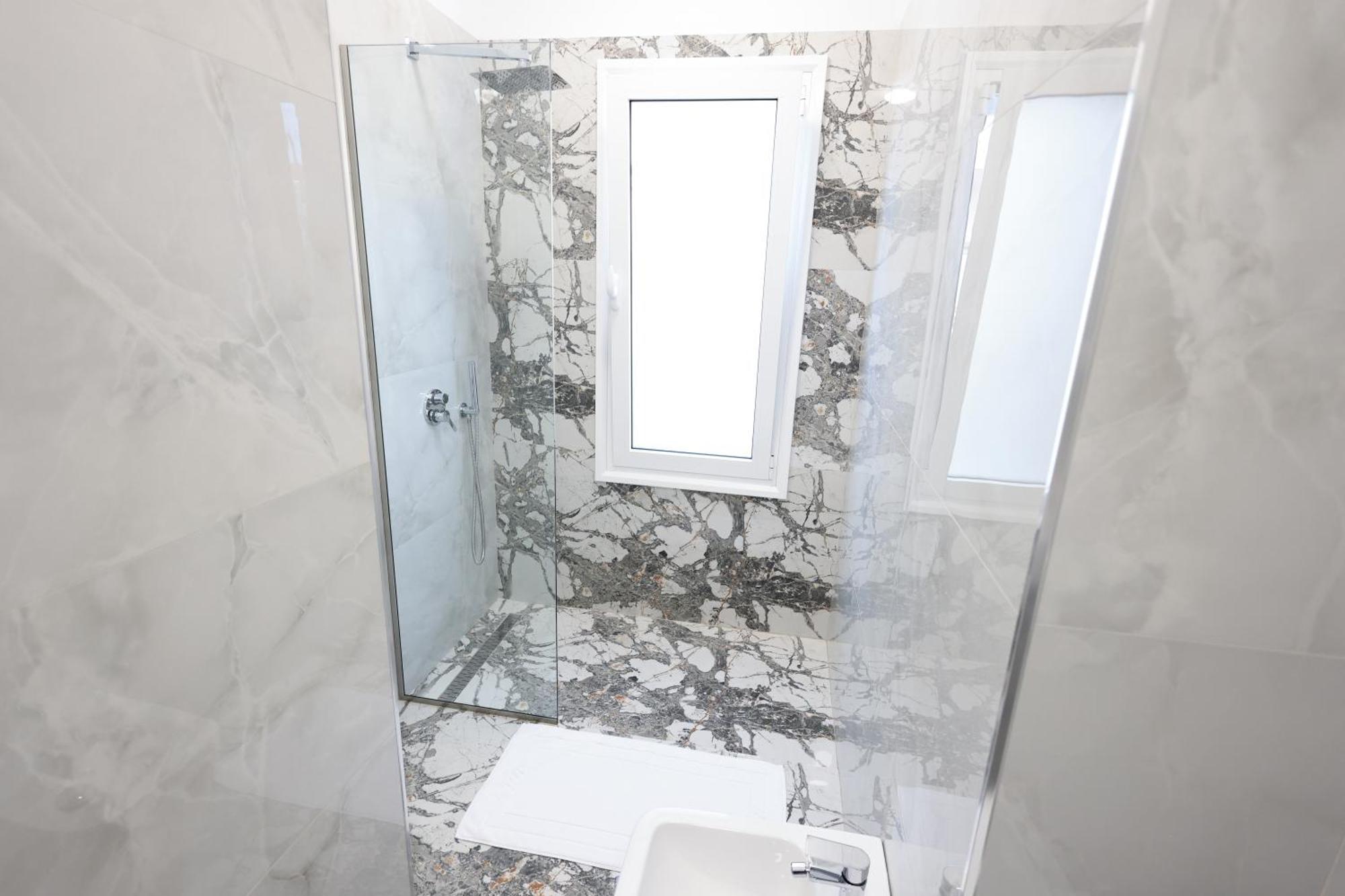 Sea & Lake View Villa Ksamil Ngoại thất bức ảnh