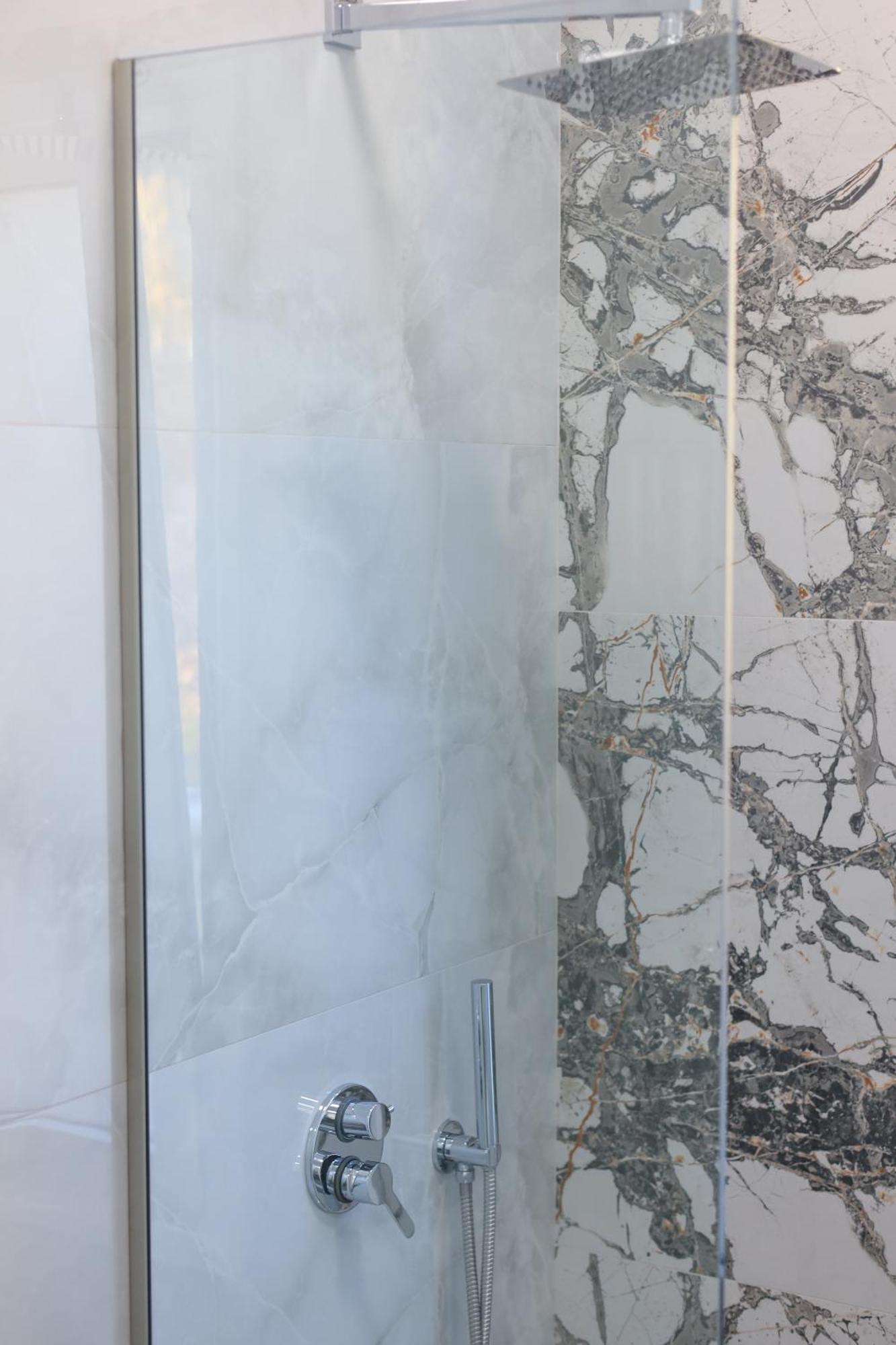 Sea & Lake View Villa Ksamil Ngoại thất bức ảnh